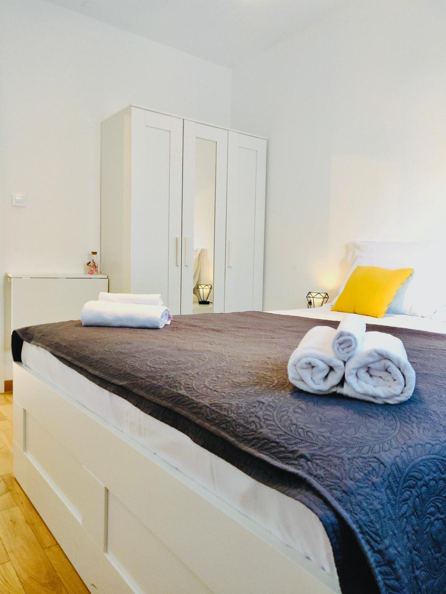 Almond 2 - Free Parking Appartement Split Buitenkant foto
